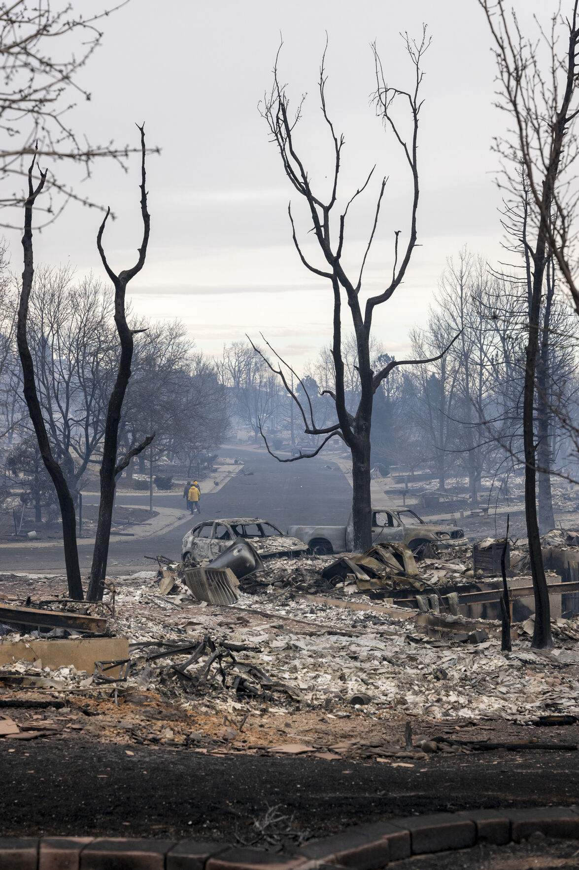 010122-news-LouisvilleFiresGlenPayne23.JPG